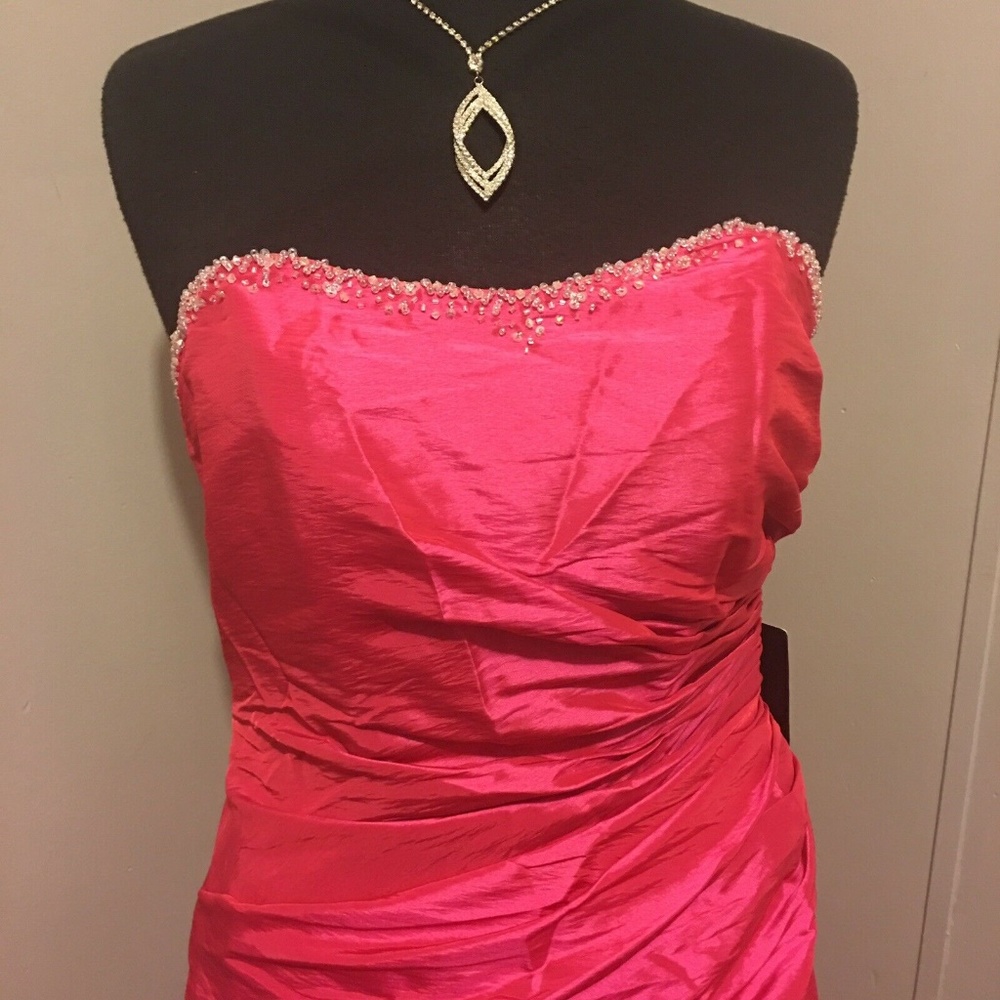 BONNY PROM DRESS - Picture 6 of 8
